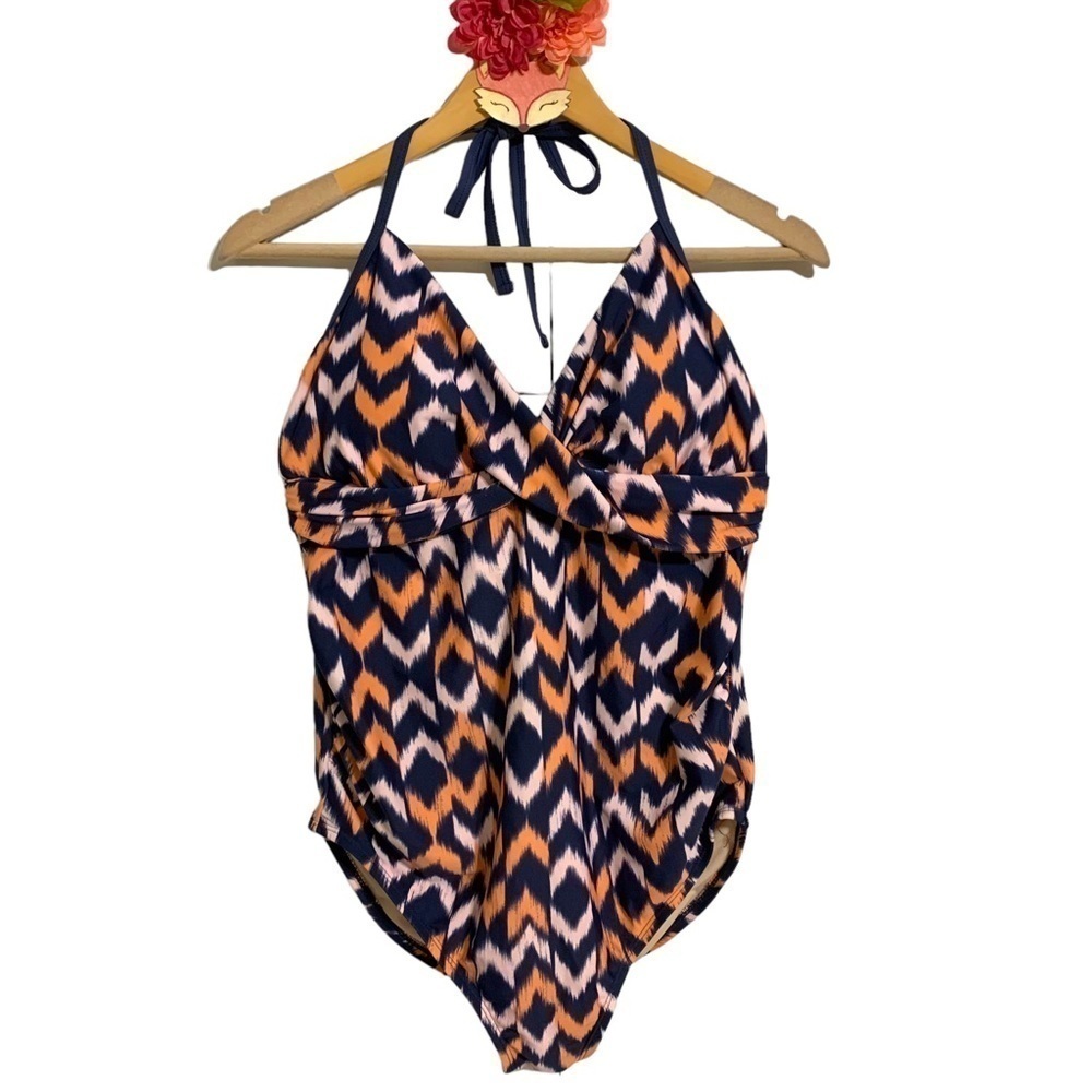 Liz Lange maternity one piece navy chevron print halter swimsuit size medium